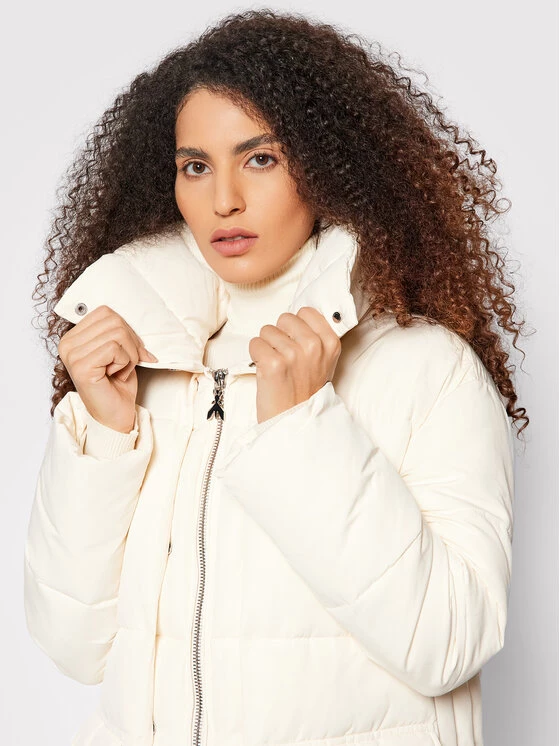 Patrizia Pepe Γυναίκες Χειμωνιάτικα Μπουφάν Μπουφάν πουπουλένιο 2S1357/A9N8-W329 Μπεζ Regular Fit Μπεζ 6 Patrizia Pepe Γυναίκες Χειμωνιάτικα Μπουφάν Μπουφάν πουπουλένιο 2S1357/A9N8-W329 Μπεζ Regular Fit Μπεζ - Image 4