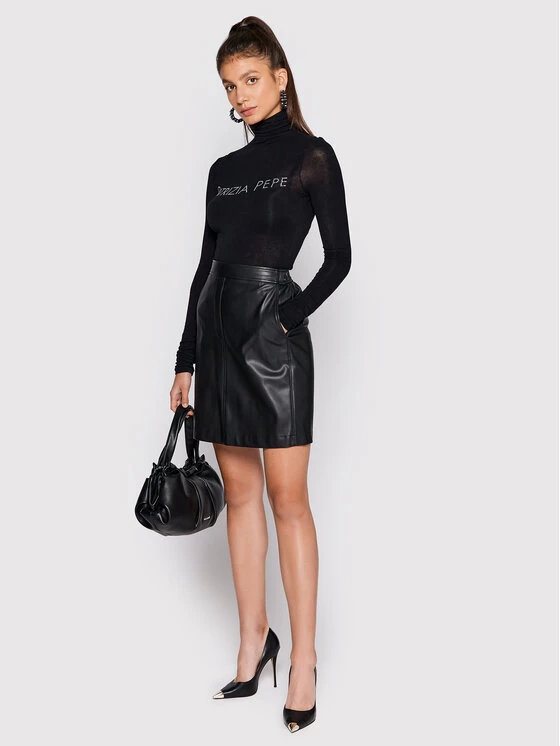 Patrizia Pepe Γυναίκες Μπλουζάκια Ζιβάγκο 8M1441/J040-K103 Μαύρο Regular Fit Μαύρο 4 Patrizia Pepe Γυναίκες Μπλουζάκια Ζιβάγκο 8M1441/J040-K103 Μαύρο Regular Fit Μαύρο - Image 2