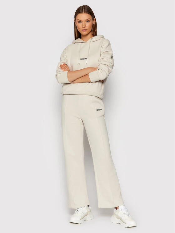 Patrizia Pepe Γυναίκες Παντελόνια Φόρμας Παντελόνι φόρμας 2P1349/A9R5-W330 Μπεζ Regular Fit Μπεζ 4 Patrizia Pepe Γυναίκες Παντελόνια Φόρμας Παντελόνι φόρμας 2P1349/A9R5-W330 Μπεζ Regular Fit Μπεζ - Image 2