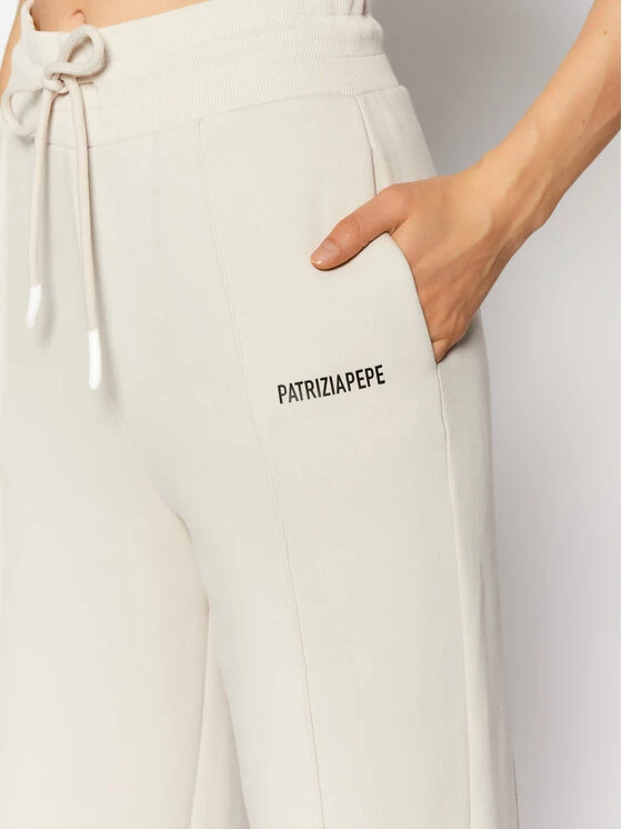 Patrizia Pepe Γυναίκες Παντελόνια Φόρμας Παντελόνι φόρμας 2P1349/A9R5-W330 Μπεζ Regular Fit Μπεζ 6 Patrizia Pepe Γυναίκες Παντελόνια Φόρμας Παντελόνι φόρμας 2P1349/A9R5-W330 Μπεζ Regular Fit Μπεζ - Image 4